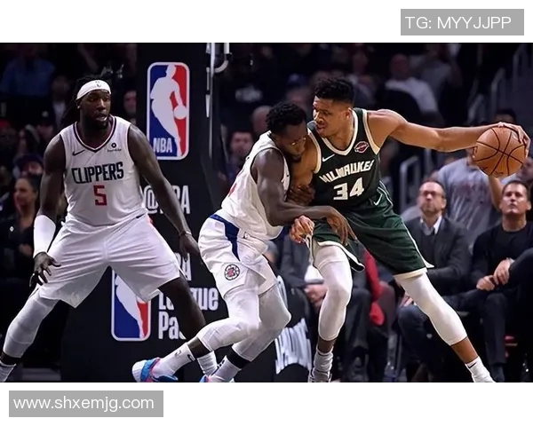 2017年黄蜂对阵开拓者精彩回顾与赛后分析 2017年黄蜂对阵开拓者精彩回顾与赛后分析