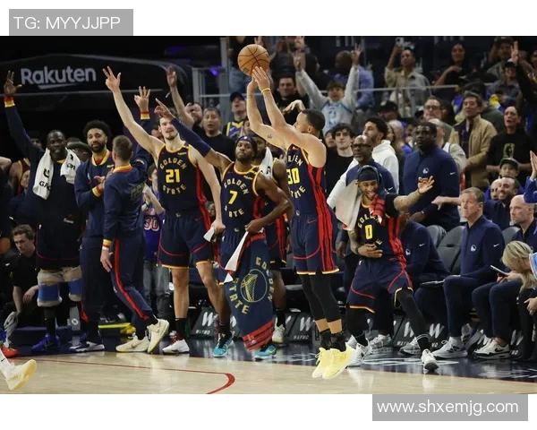 NBA直播盛宴太阳对决国王精彩瞬间全程回顾与分析