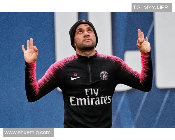 巴黎与甘冈精彩对决直播全程回顾与赛后分析