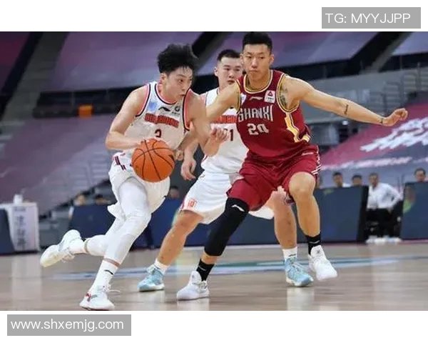 利物浦与利兹联激战正酣谁能在这场对决中笑到最后