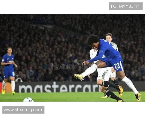 切尔西队与狼队激战正酣谁能在英超赛场上笑到最后