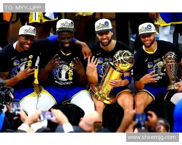 勇士豪掷19亿美元破奢侈税纪录成功争夺附加赛资格