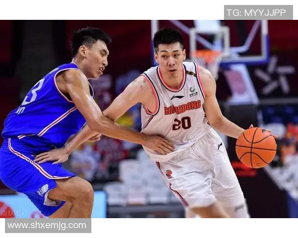 任骏飞领衔球队奋战赛季展现篮球才华与团队精神的完美结合