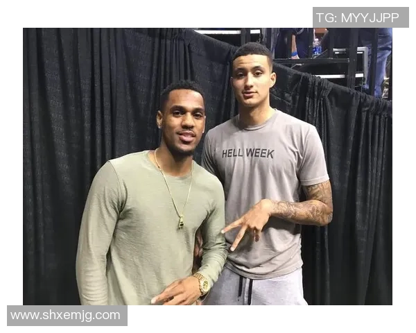 凯尔库兹马的篮球之路：从新秀到明星的成长故事与挑战