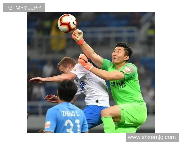 大连一方迎战泰达争夺关键三分球迷期待精彩对决与激情时刻